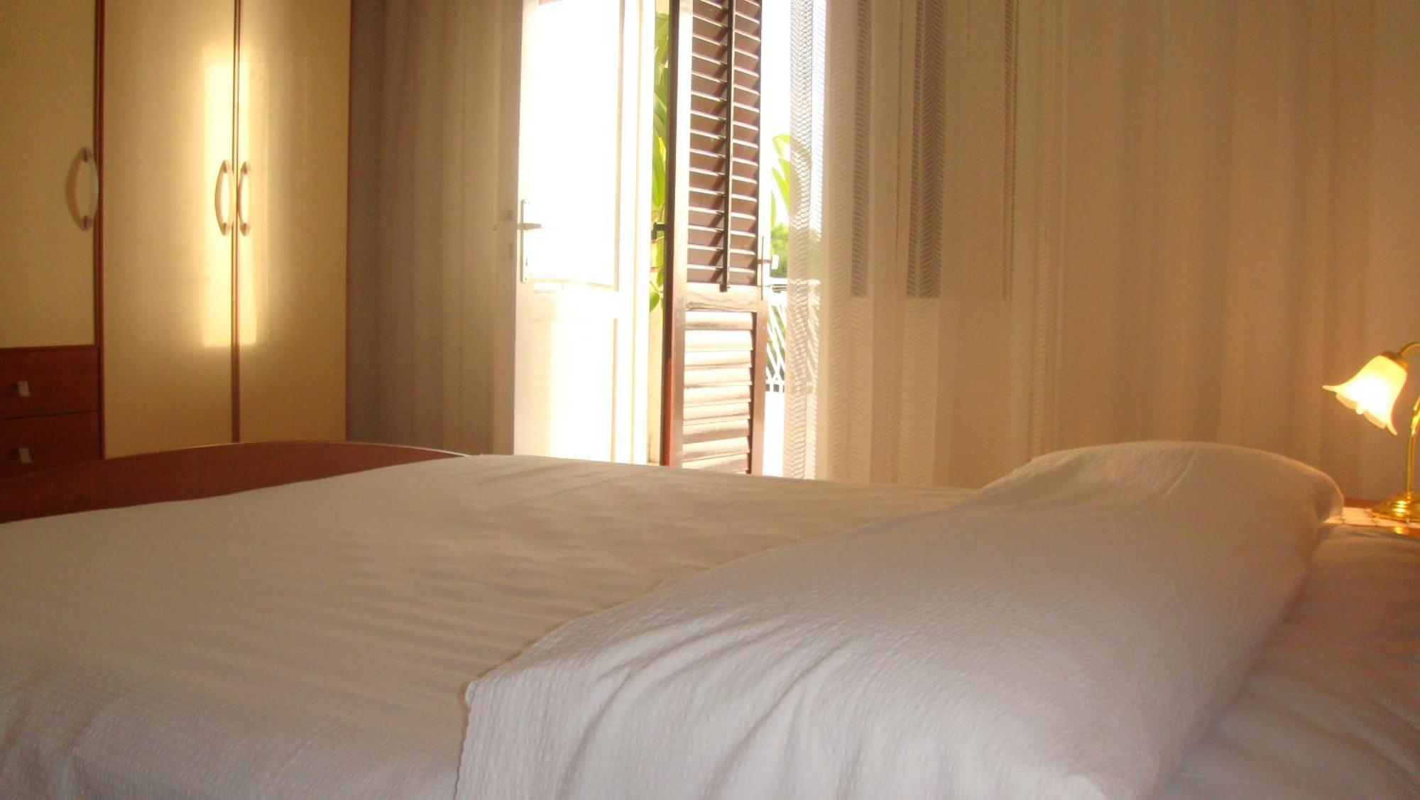 Apartments Topo Hvar Town Exterior photo